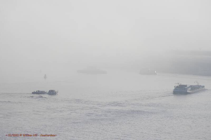 the tanker had to go to the right and the pleasureboat skipper will have a nice chat with the police
