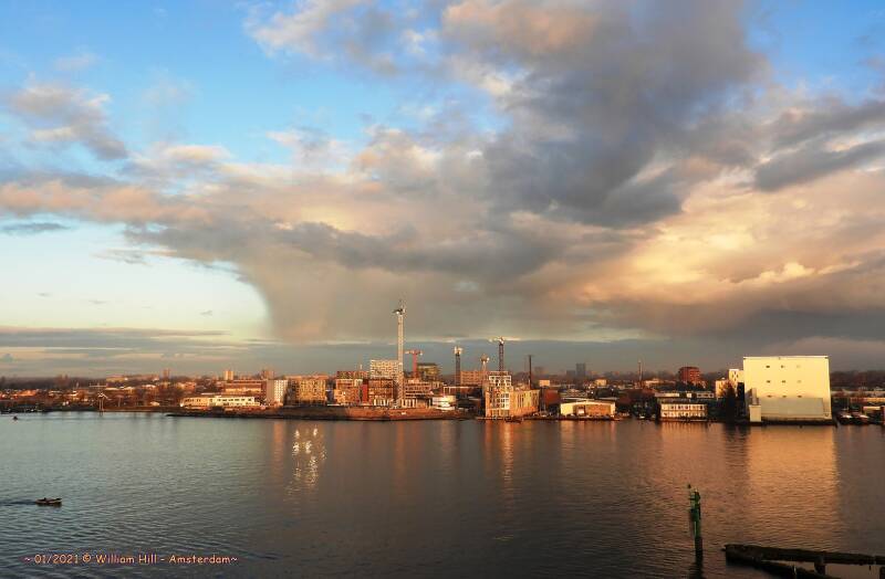 sunny with hail-clouds, nice !