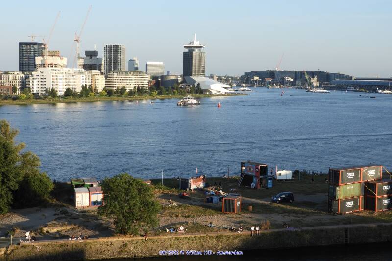 pier Stenenhoofd with containers of the movie-event &#039;Pluk de Nacht&#039;