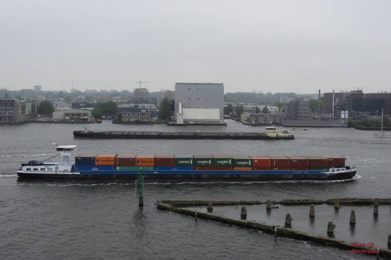 tanker COMMANDER &amp; containership MILKYWAY