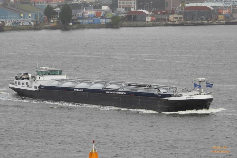 (11.01)  tanker 'Oriënt'