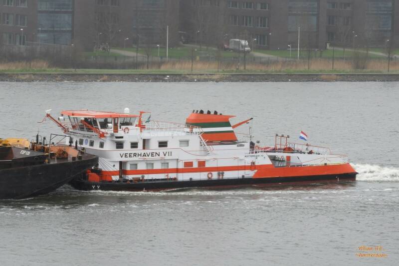 (13.01)  pusher 'Veerhaven VII'