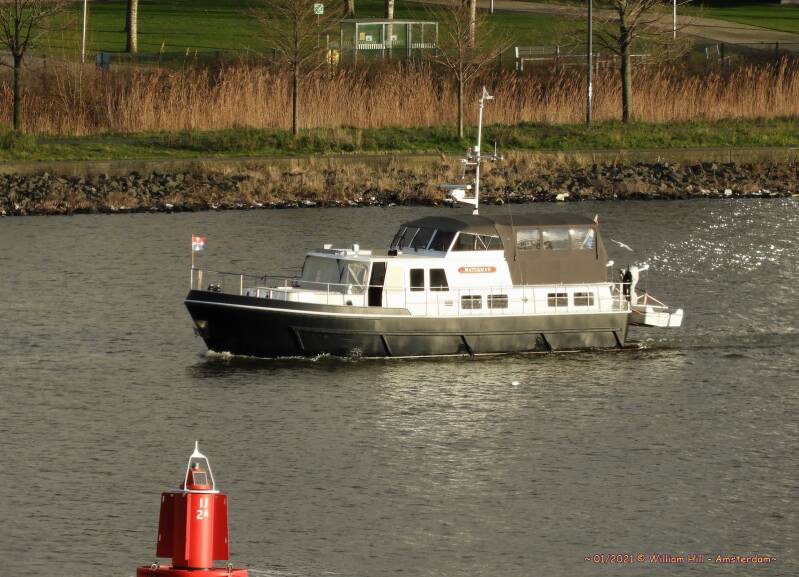 pleasureboat WATERMAN