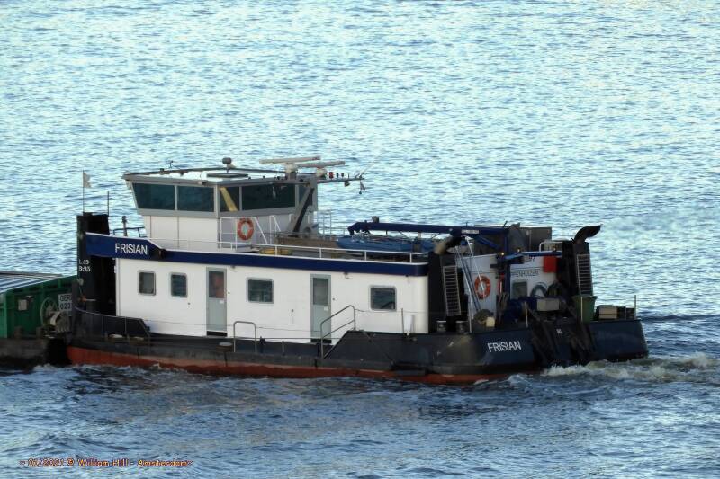 09, pushingboat FRISIAN