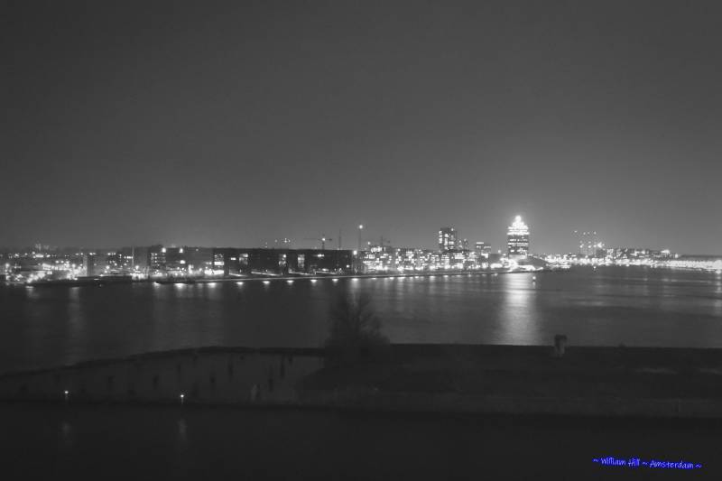 we see more in Black/White modus