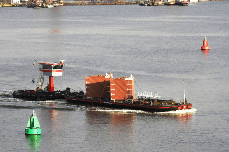 tug RODIE 2 with transport