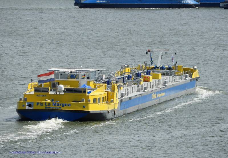 tanker PIZ MARGNA