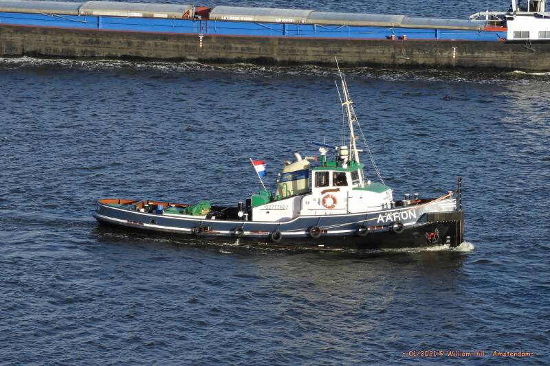 tug AÄRON