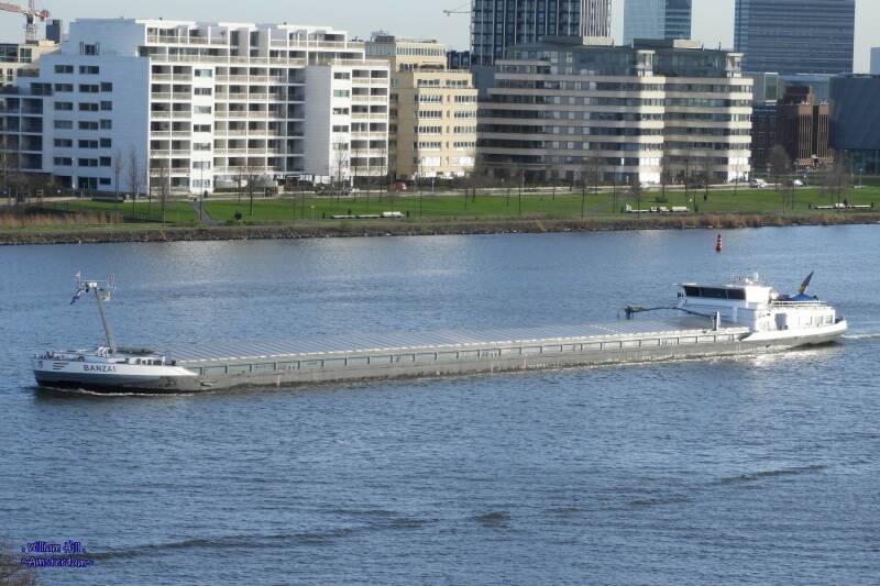 (18.01)  cargo 'Banzai'