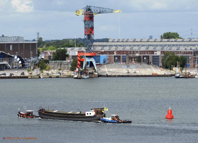 a transport by LINDA &amp; JOSEPHINE