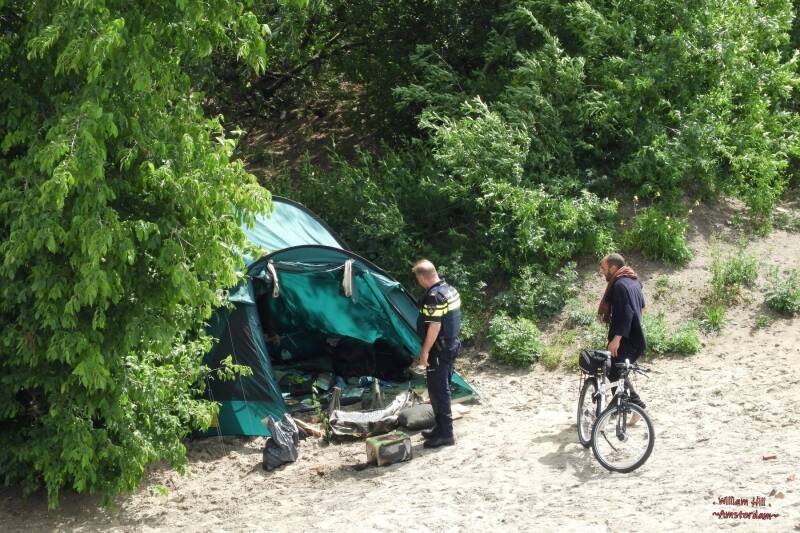 Police: 'Sir, are you home..?' , 'Yeah, I am standing behind you'