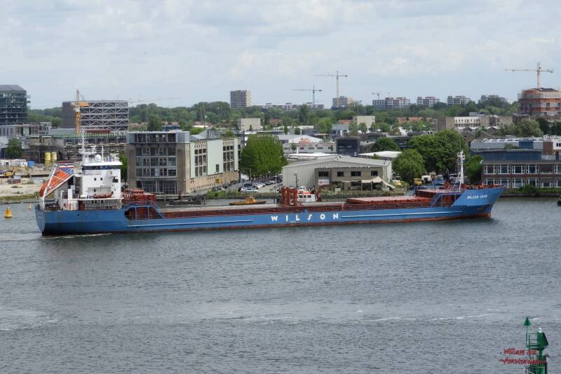 WILSON SKAW arrivng to OMYA