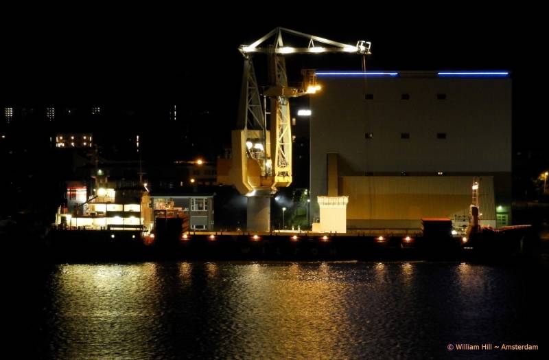 (4)  - Wilson Hook &amp; Skyfall, at 03:05