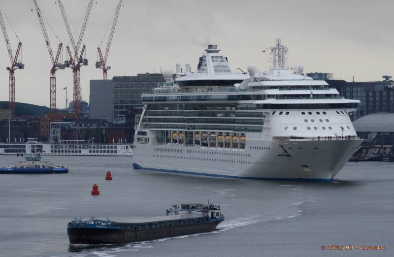 cargo MOSELLA &amp; Brilliance of the Seas