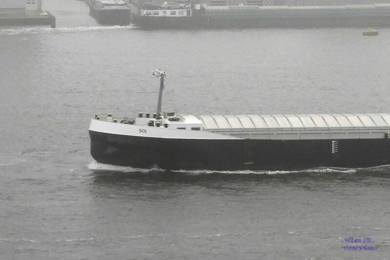 whats that, SOL...? in the mist