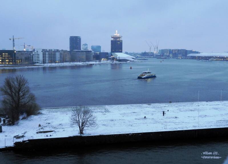(01) - we have snow again