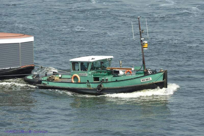 tug NIENKE 