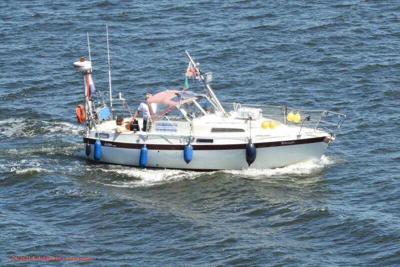 pleasureboat SILVERPIT