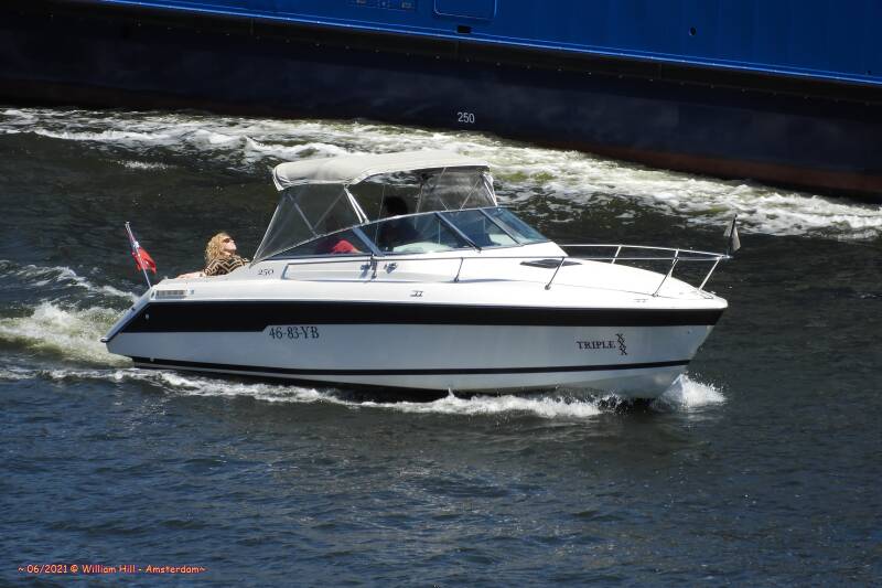 pleasureboat TRIPPLE X