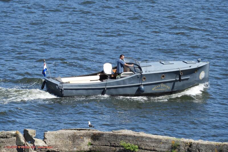 passenger/pleasureboat .38