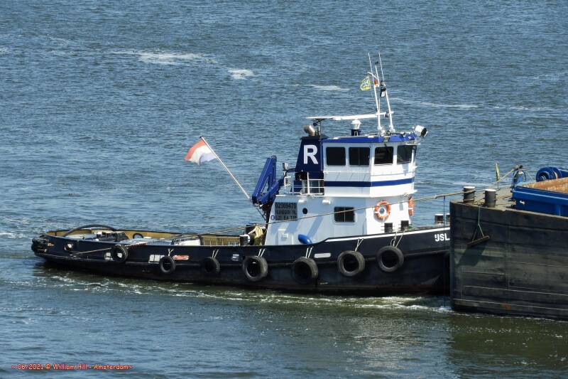 tug IJSLAND