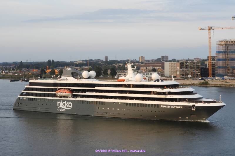 WORLD VOYAGER 