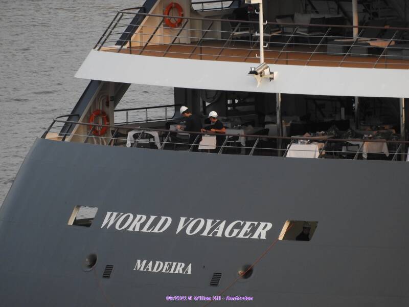 WORLD VOYAGER 