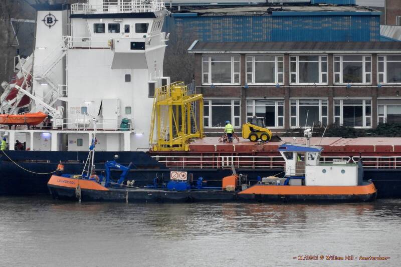 wasted oil and other fluids collector LAUWERSOOG