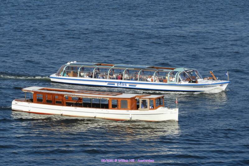 SWAEN &amp; KONINGIN WILHELMINA