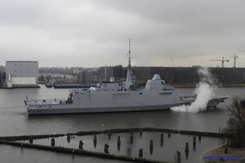 steaming on and the piper playing Scotland the Brave., strange ....