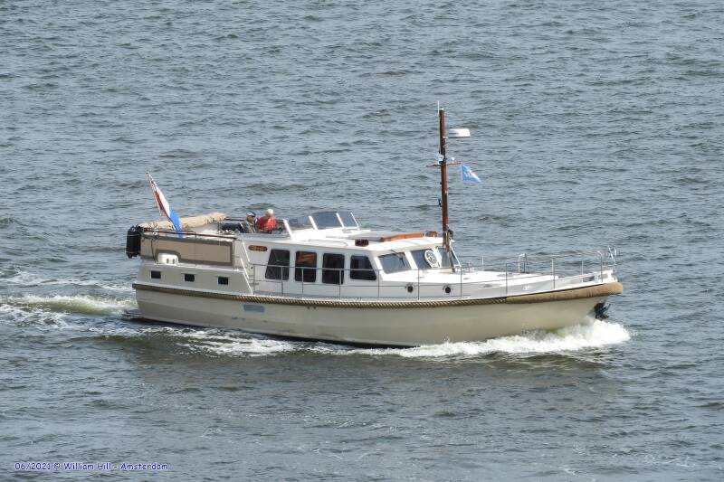 (pleasureboat) XQ&#039;s ME