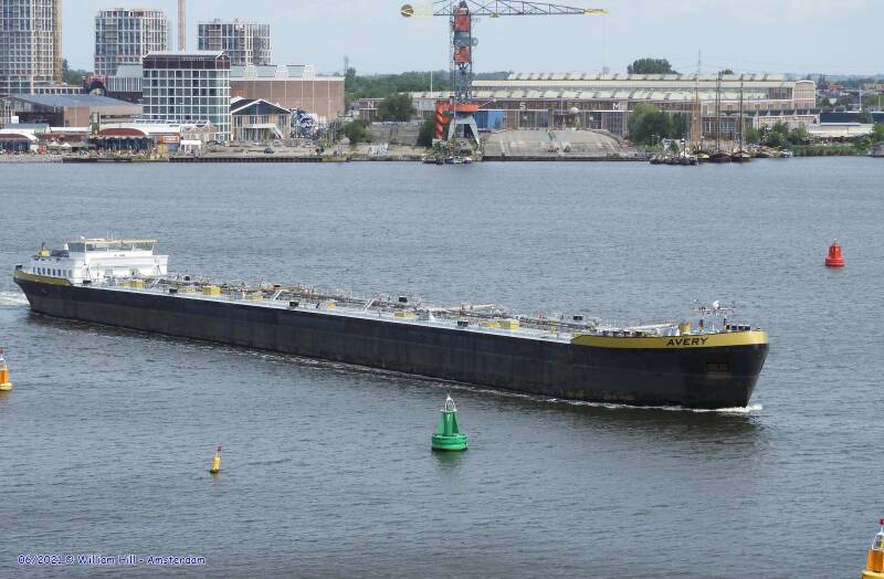 inlandtanker AVERY