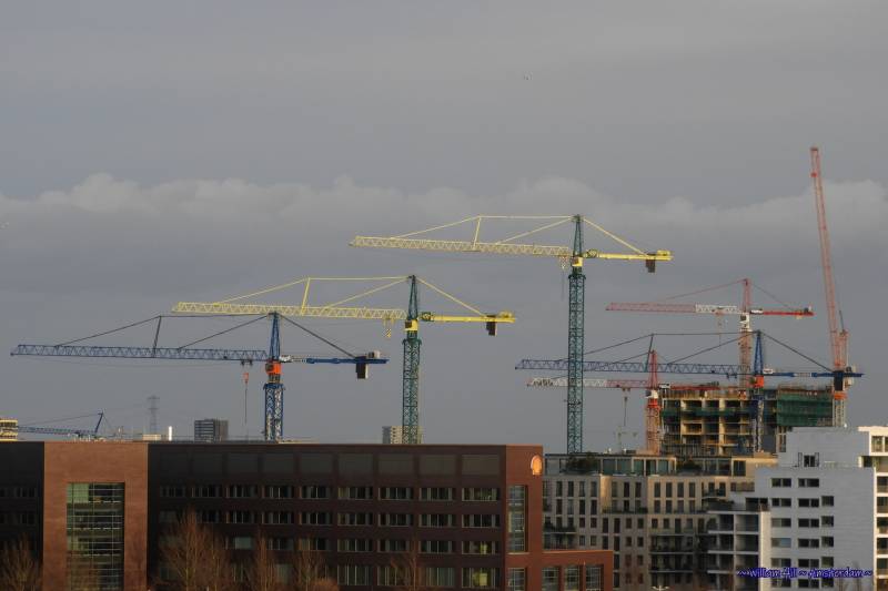 IJ-view, more and higher it goes