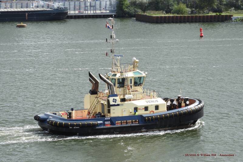 tug VENUS