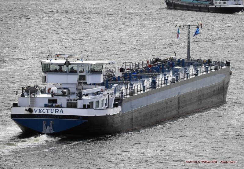 inlandtanker VECTURA