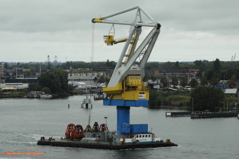 (16)  -  arrival MAJA crane CORNELIS TROMP