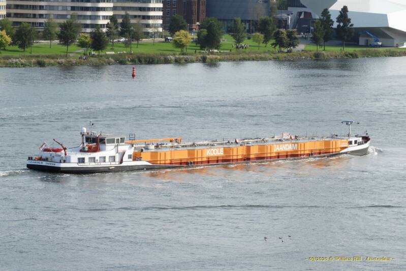 foodtanker VOLHARDING 8