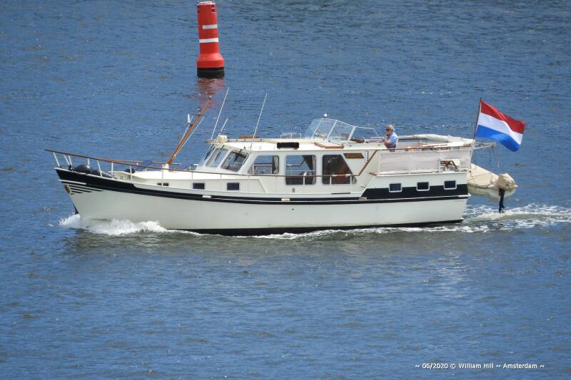 pleasureboat DIEUWERT