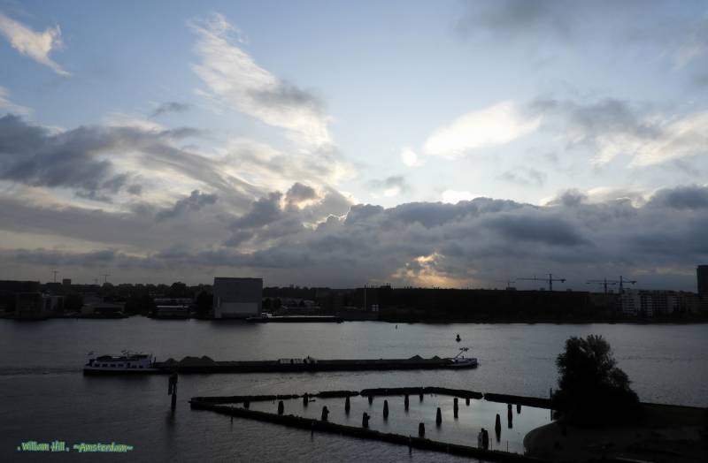 (28)  -  GOODMORNING 