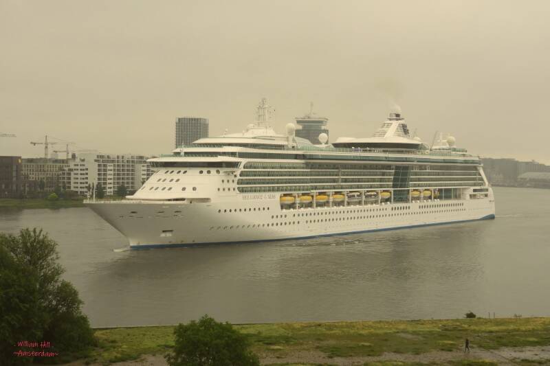 departing in rain, BRILLIANCE of the SEAS