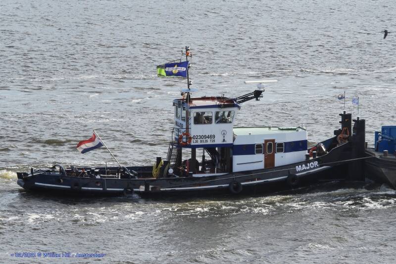 19/2, tug MAJOR