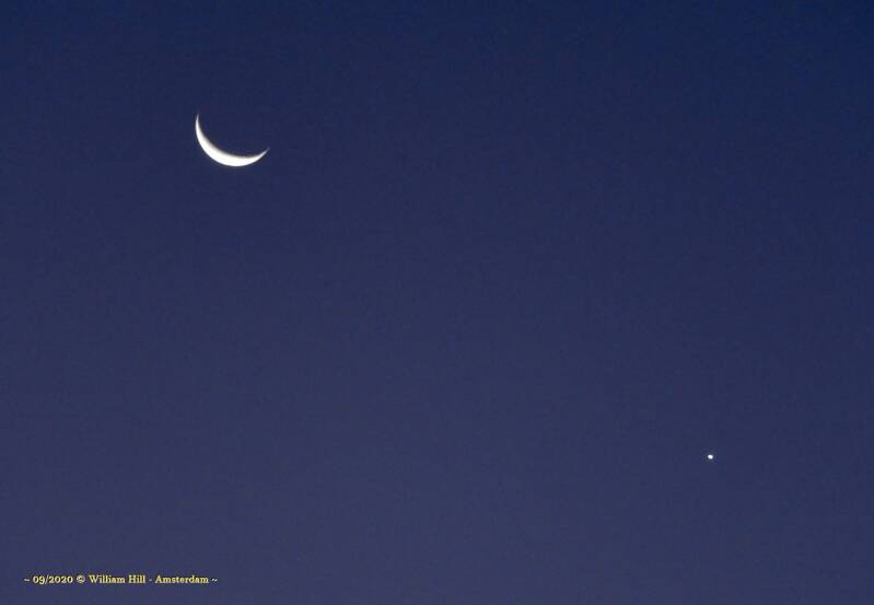 moon and star Capella