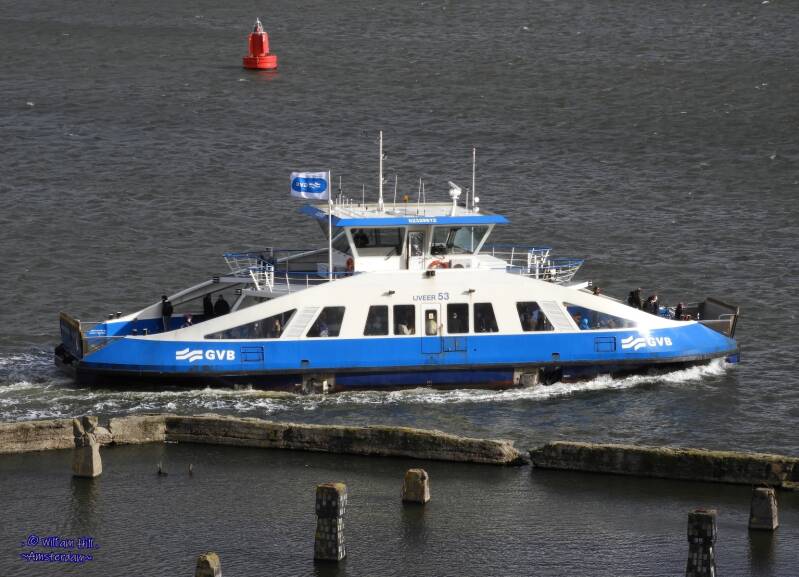 (07)  ferry 'IJveer 53'