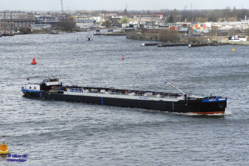 tanker 'Eiltank 121'