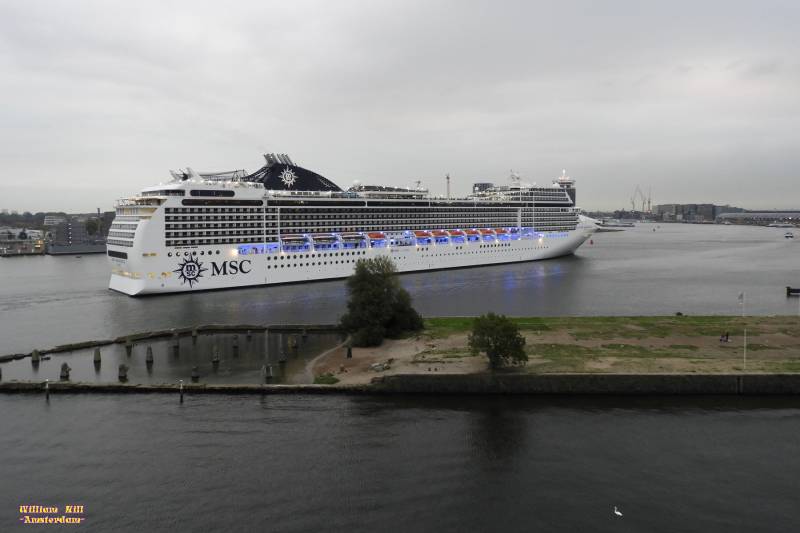 welcome again MSC Magnifica