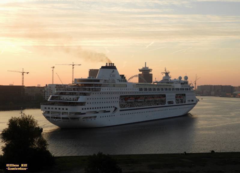 Welcome back, Columbus (245x32m)