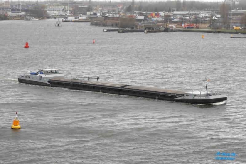 (14)  cargo 'Bonne Attenta'