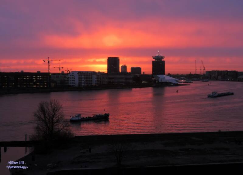 (10.01)   Goodmorning Amsterdam