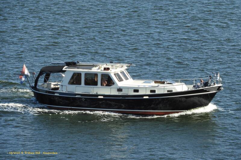 pleasureboat DOORDRAMMER