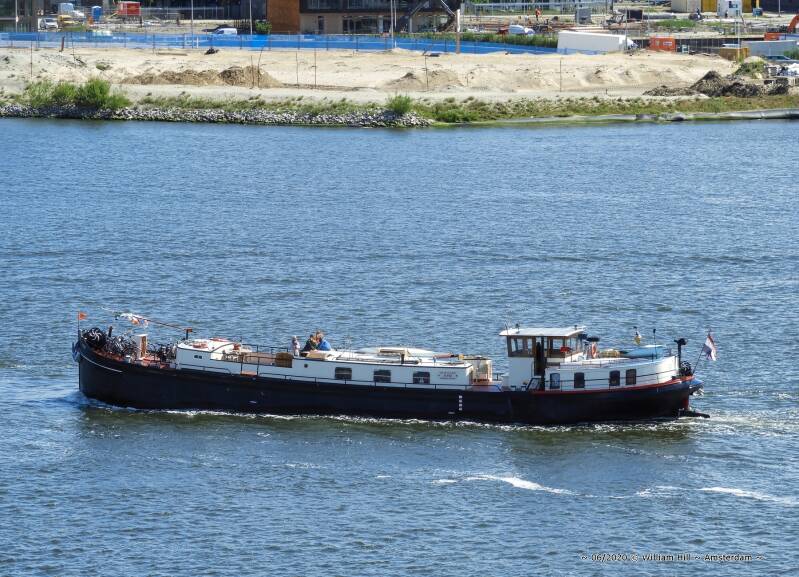 (8/6), passenger ALI B2